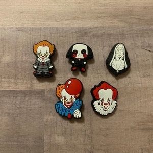 HORROR FILM CROC CHARMS 5pc HALLOWEEN